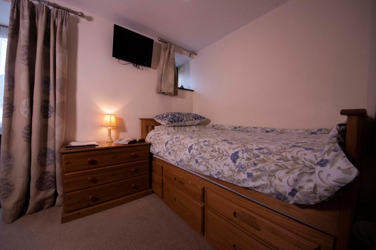 Polhilsa Farm Bed & Breakfast Callington ภายนอก รูปภาพ